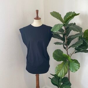 NWT OAK + FORT Top